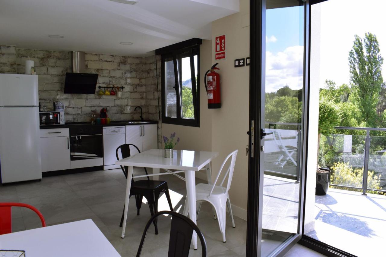 Albergue Hosting Duero Pesquera de Duero Exterior foto